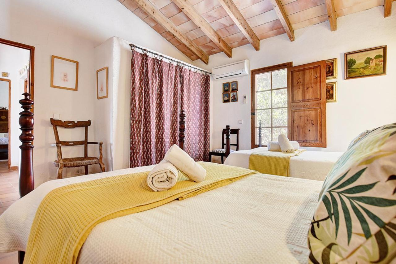 Villa Aubons By Slow Villas Crestatx Bagian luar foto
