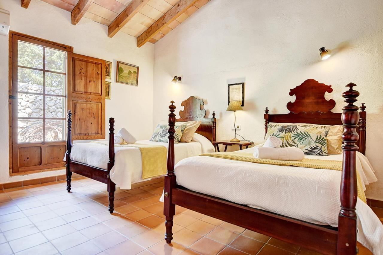 Villa Aubons By Slow Villas Crestatx Bagian luar foto